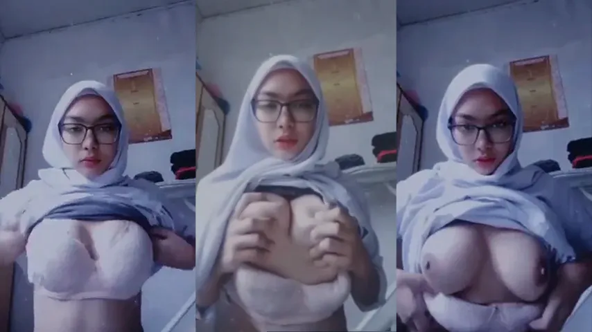 Bokep Indo SMA Hijab Kacamata Sange