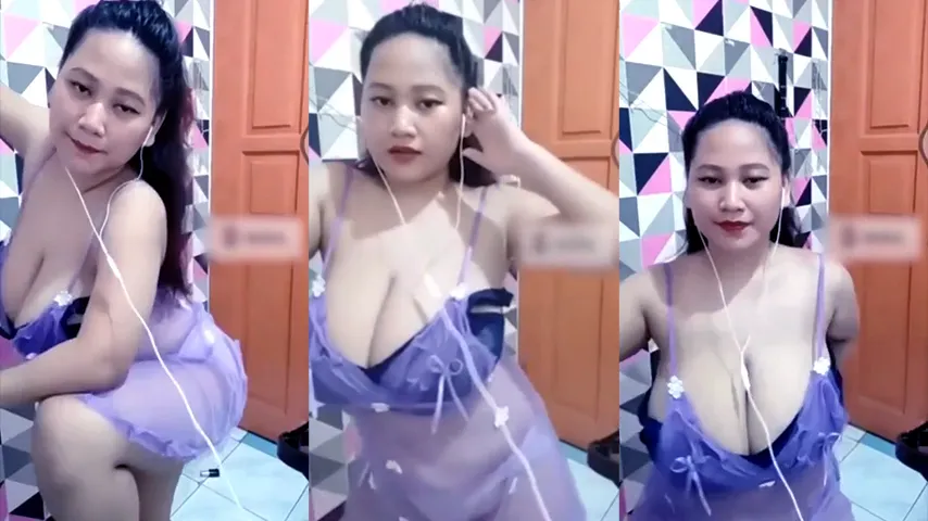 Bokep Indo Tante Tobrut Goyangin Toket Gedenya